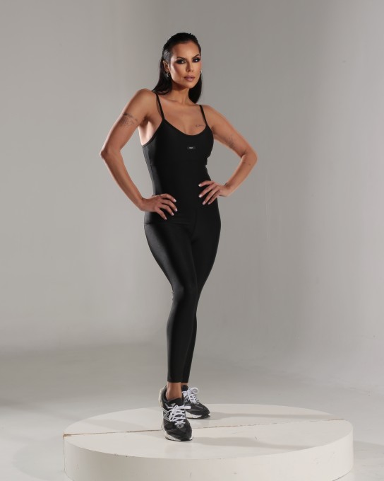 Macacão Fitness Frente Única Preto Micca 1