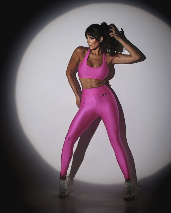 Legging Fitness Feminina Com Recortes Pink