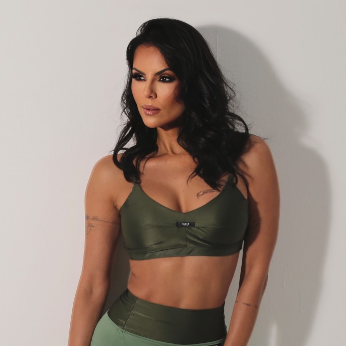 Top Fitness Feminino Verde Militar